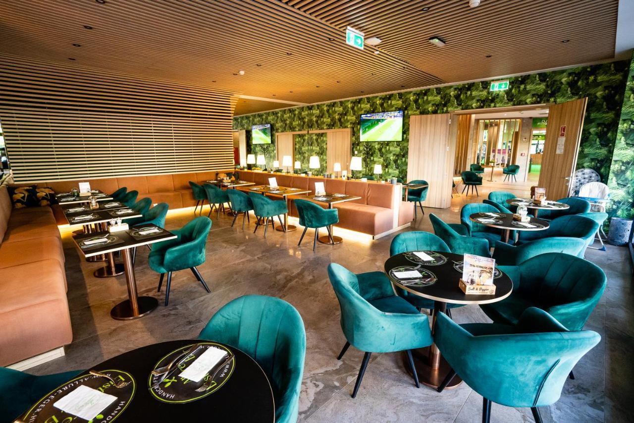 Allure Healthy Hotel & Spa Eger Exterior photo